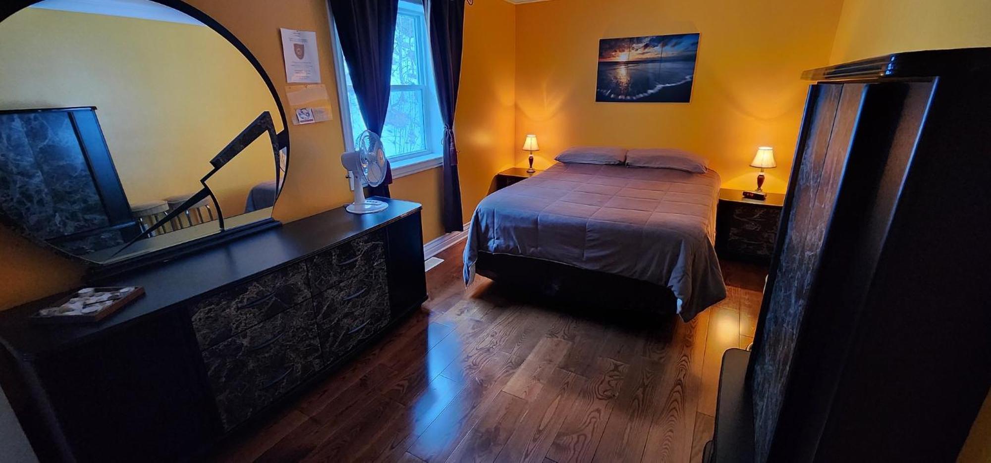 Gite Le Tresor Cache Bed & Breakfast Chelsea Εξωτερικό φωτογραφία